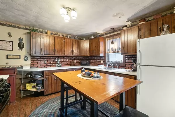 Springfield, MA 01108,78 Blaine St