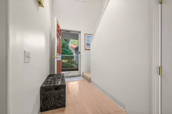 Falmouth, MA 02536,144 Strawberry Mdws #144