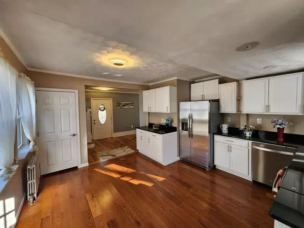 Worcester, MA 01606,3 Granville Ave