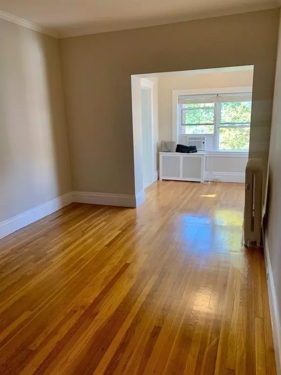 Brookline, MA 02446,34 Parkman St #6