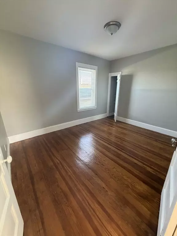 Beverly, MA 01915,49 Federal St #3