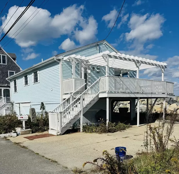 1122 Nantasket Ave, Hull, MA 02045