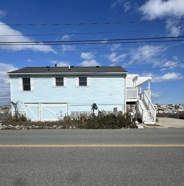 Hull, MA 02045,1122 Nantasket Ave