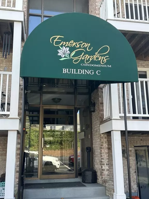 Hudson, MA 01749,200 Manning Steet #6C