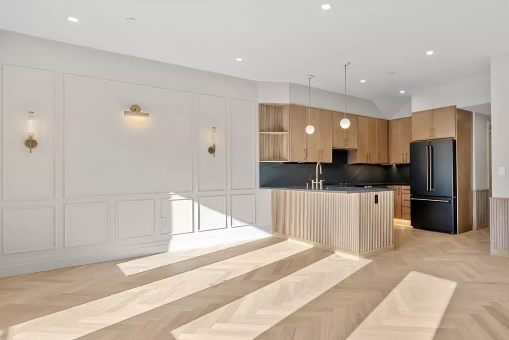 Boston, MA 02128,219 Saratoga Street #2