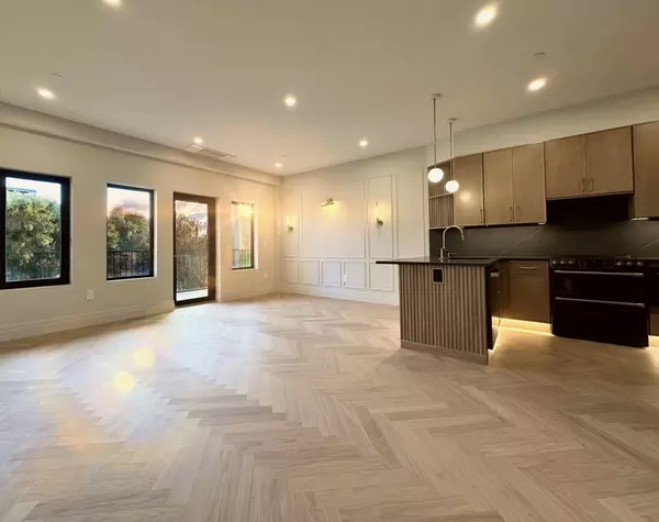 Boston, MA 02128,219 Saratoga Street #2