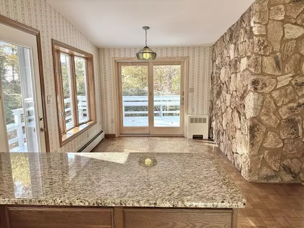 Wareham, MA 02532,1 Pine Tree Dr