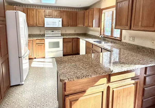 Wareham, MA 02532,1 Pine Tree Dr