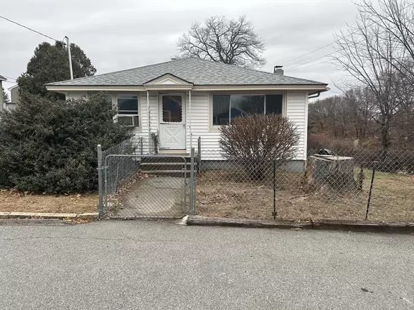 5 Lafayette Ave, Lawrence, MA 01843