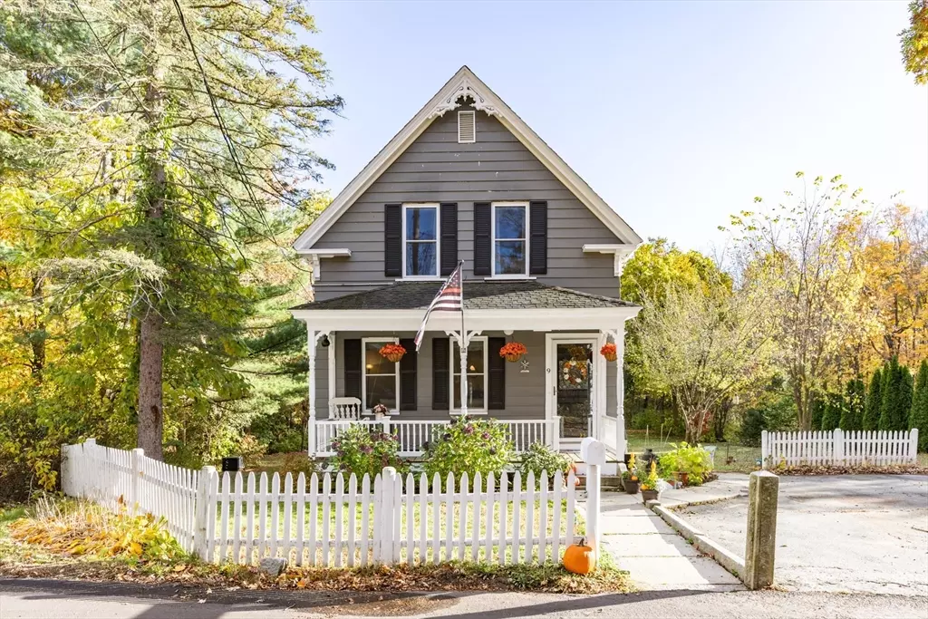 Chelmsford, MA 01863,9 Wilson Ln