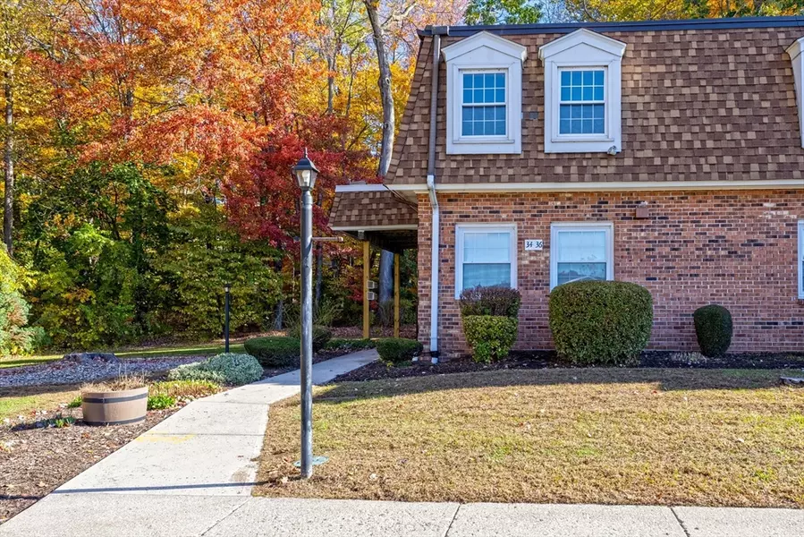 39 W Summit St #36, South Hadley, MA 01075