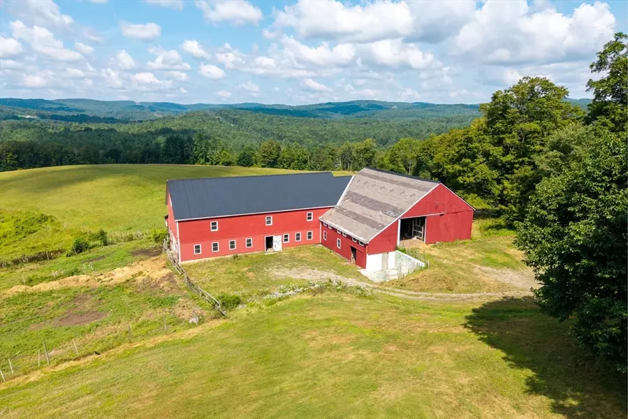 85 Dacey Road, Conway, MA 01341