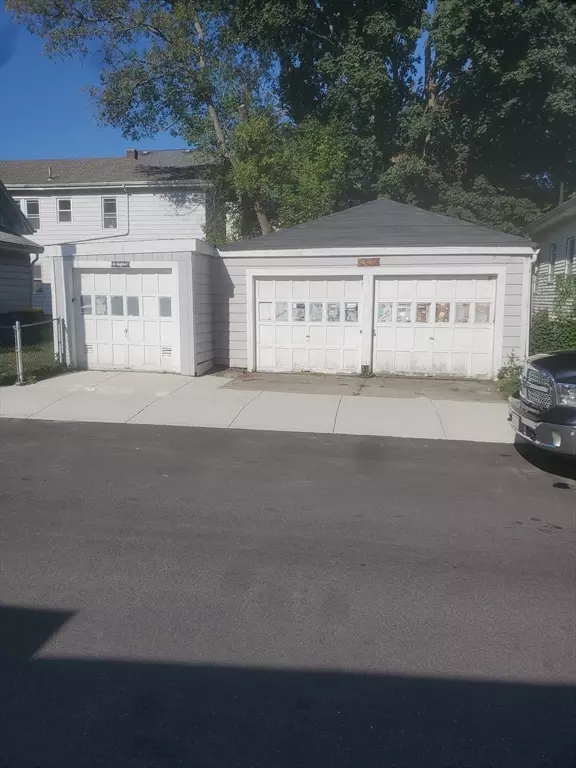 Fall River, MA 02720,110 Weetamoe St