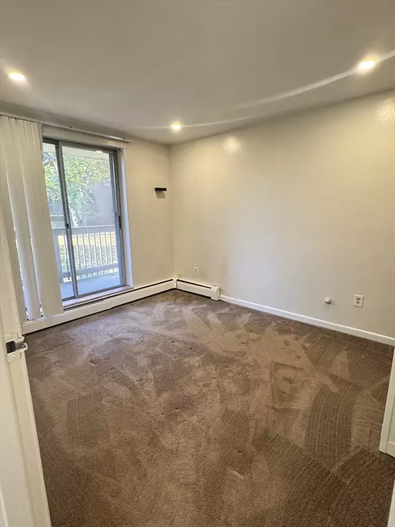 Boston, MA 02135,144 Kenrick St #12