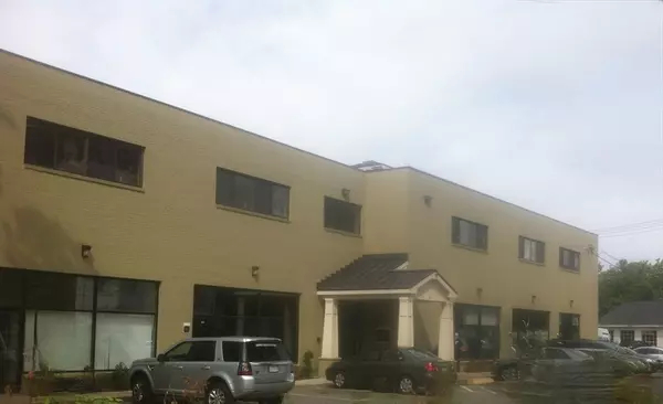 Natick, MA 01760,4 Mechanic St #200