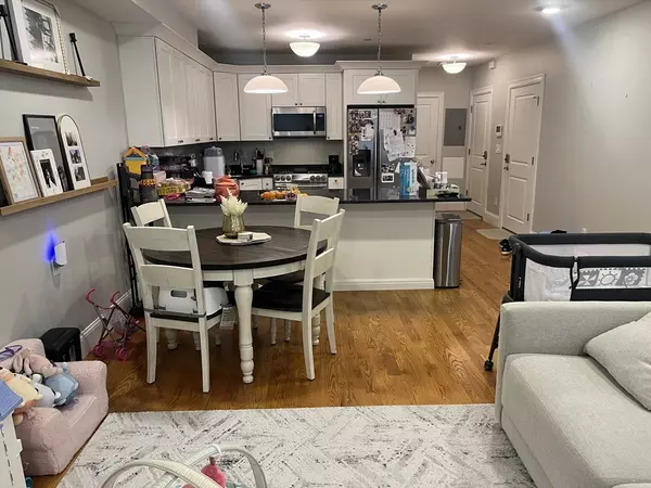 Boston, MA 02132,45 Spring Street #18