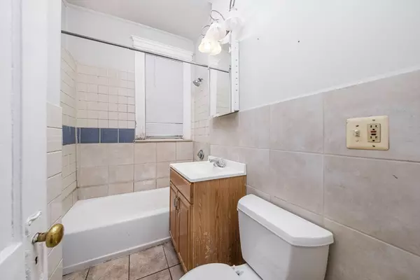 Chelsea, MA 02150,51 Shurtleff #3