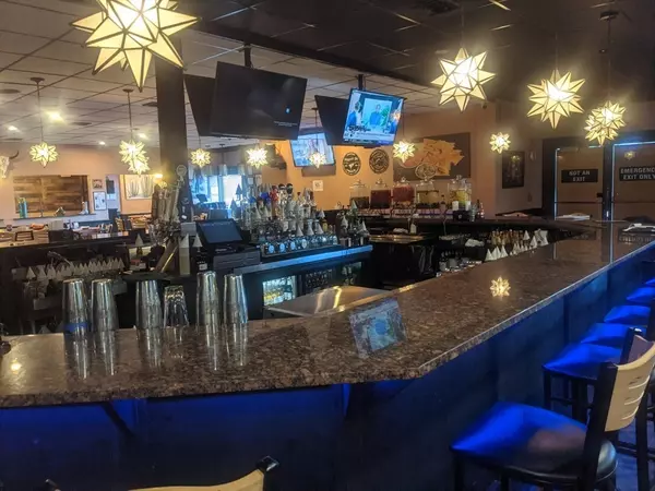 Sandwich, MA 02563,331 Cotuit Rd