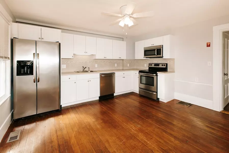 76 Market Street #76, Amesbury, MA 01913