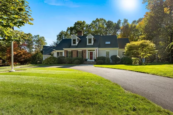 Wilbraham, MA 01095,10 Forest Glade Dr