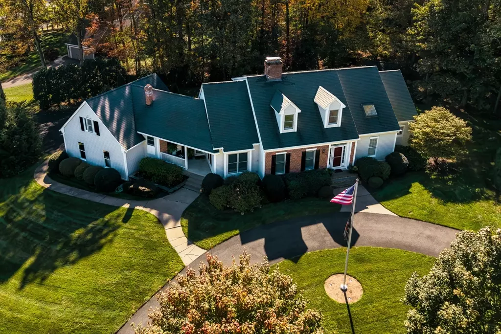 Wilbraham, MA 01095,10 Forest Glade Dr