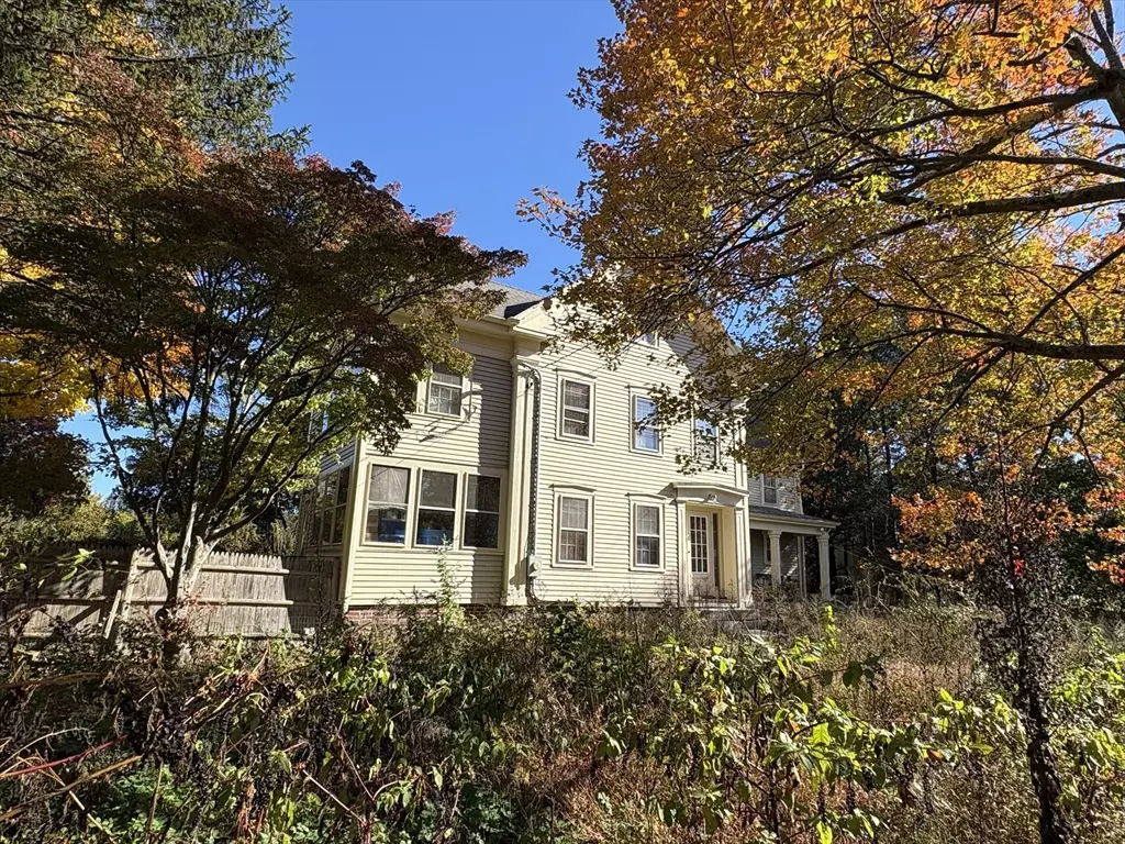 Sherborn, MA 01770,102 North Main