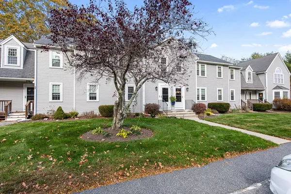 Douglas, MA 01516,10 Eagle Dr #10