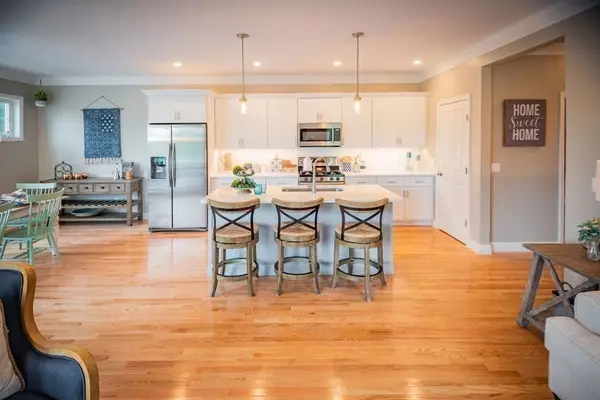 Plymouth, MA 02360,11 Trumpet Vine Lane