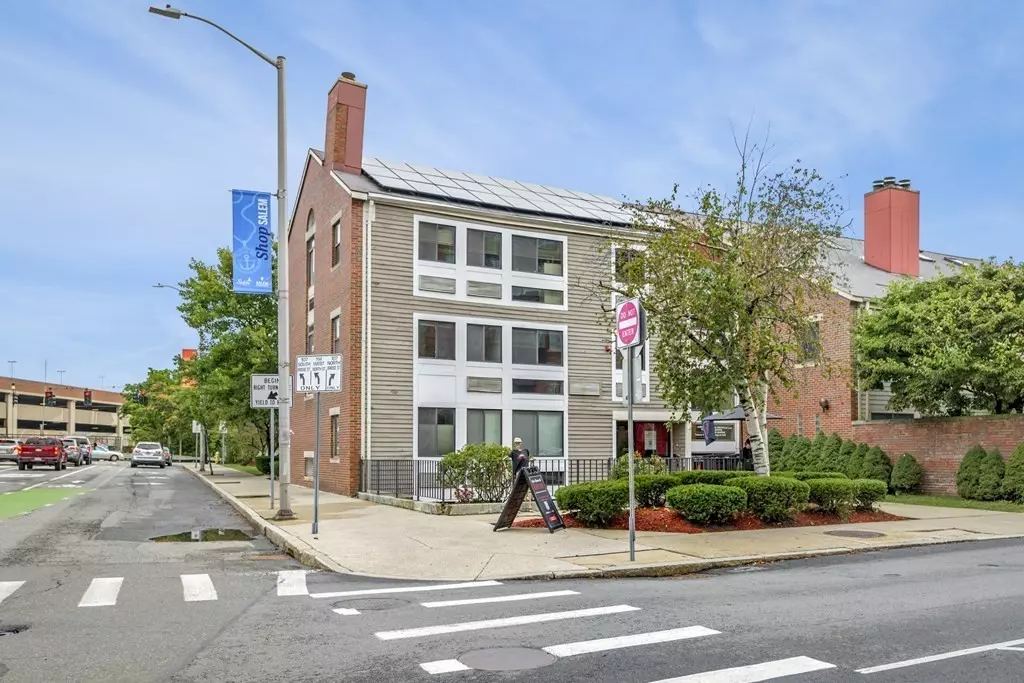 Salem, MA 01970,30 Federal