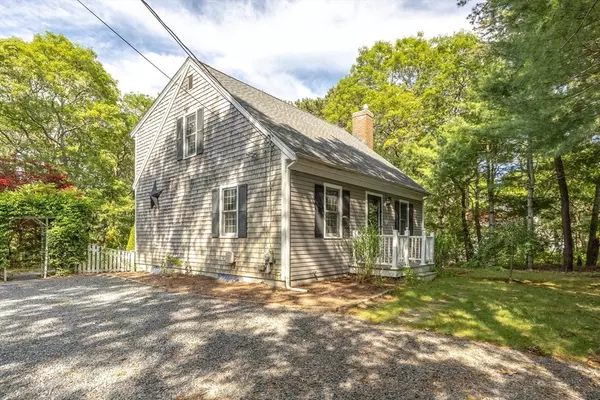 Dennis, MA 02660,116 Searsville Rd