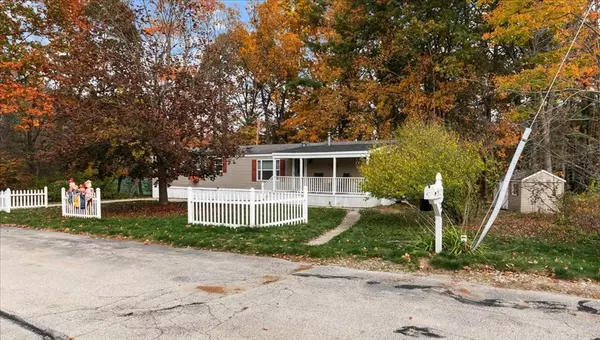 Salem, NH 03079,38 Rosemary St.