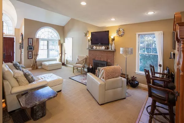 Whitman, MA 02382,40 Lazel St