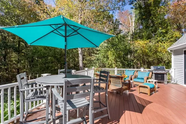 Franklin, MA 02038,8 Bubbling Brook Road