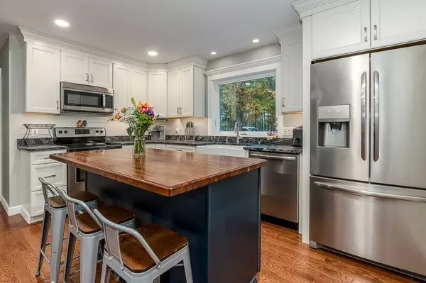 Taunton, MA 02718,95 Highstone St