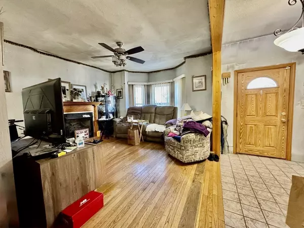 Boston, MA 02128,795 Saratoga St