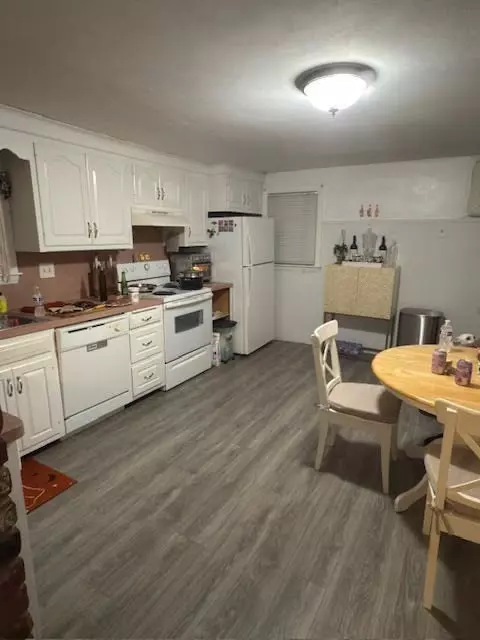 Mansfield, MA 02048,72 Charles #2