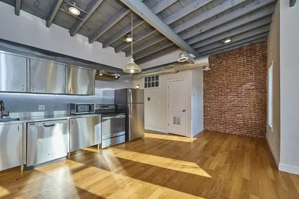 175 Washington #3, Chelsea, MA 02150