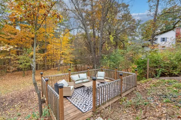 Peabody, MA 01960,7 Taylor St