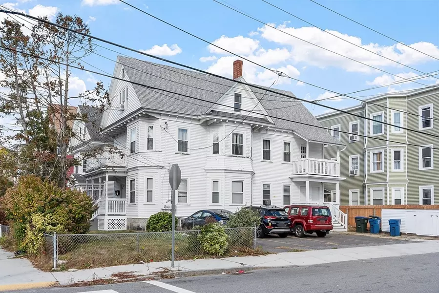 78-80 Osgood St, Lawrence, MA 01843
