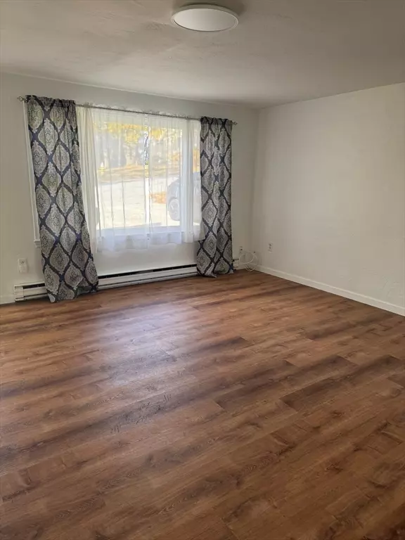 Worcester, MA 01606,15 Eustis St #A