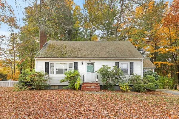 Walpole, MA 02081,53 Highland St