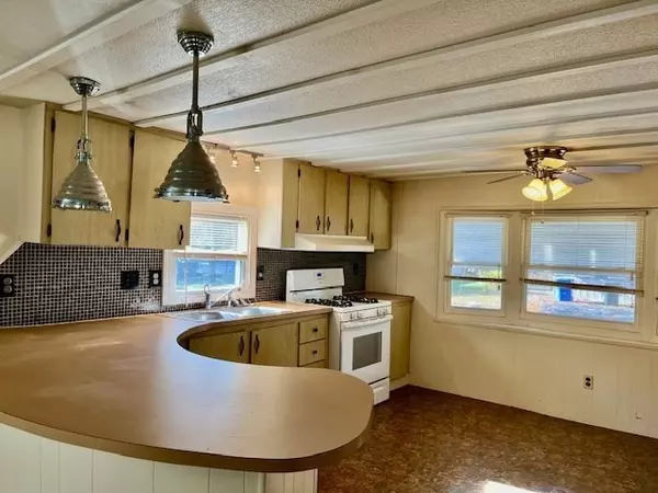 Springfield, MA 01119,56 Contessa Ln