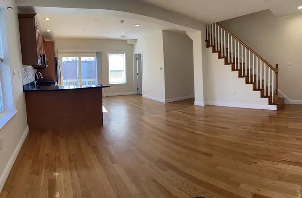 Quincy, MA 02171,1 Edwin Street #C