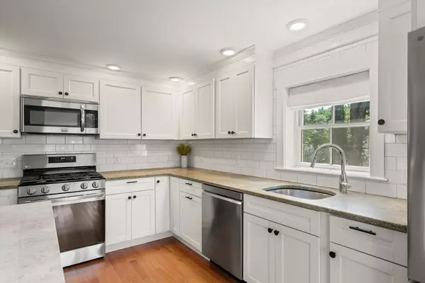 Canton, MA 02021,36 Autumn Cir