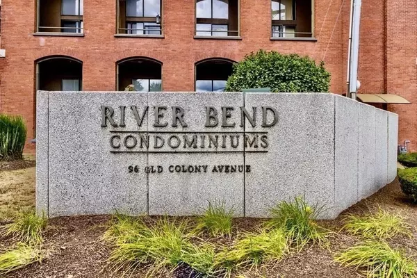 96 Old Colony Ave #227, Taunton, MA 02718