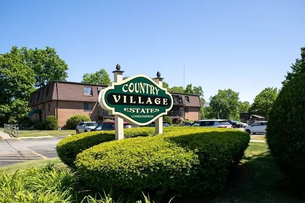 3 Karena Drive #8, Taunton, MA 02780