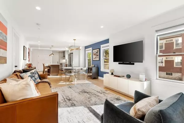 Arlington, MA 02476,15 Higgins St #15