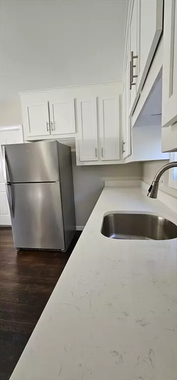 Webster, MA 01570,20 Park Ave #1