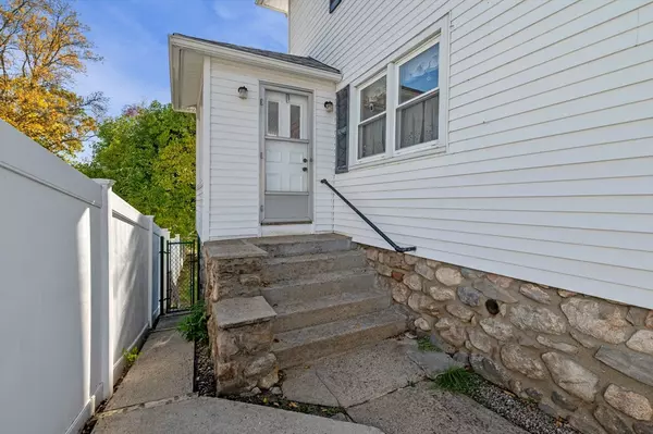 Haverhill, MA 01832,660 River Street