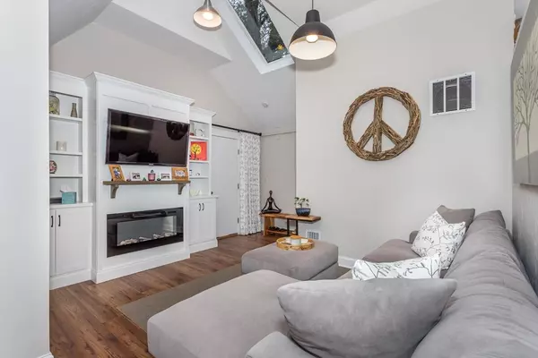 Sharon, MA 02067,32 Billings St